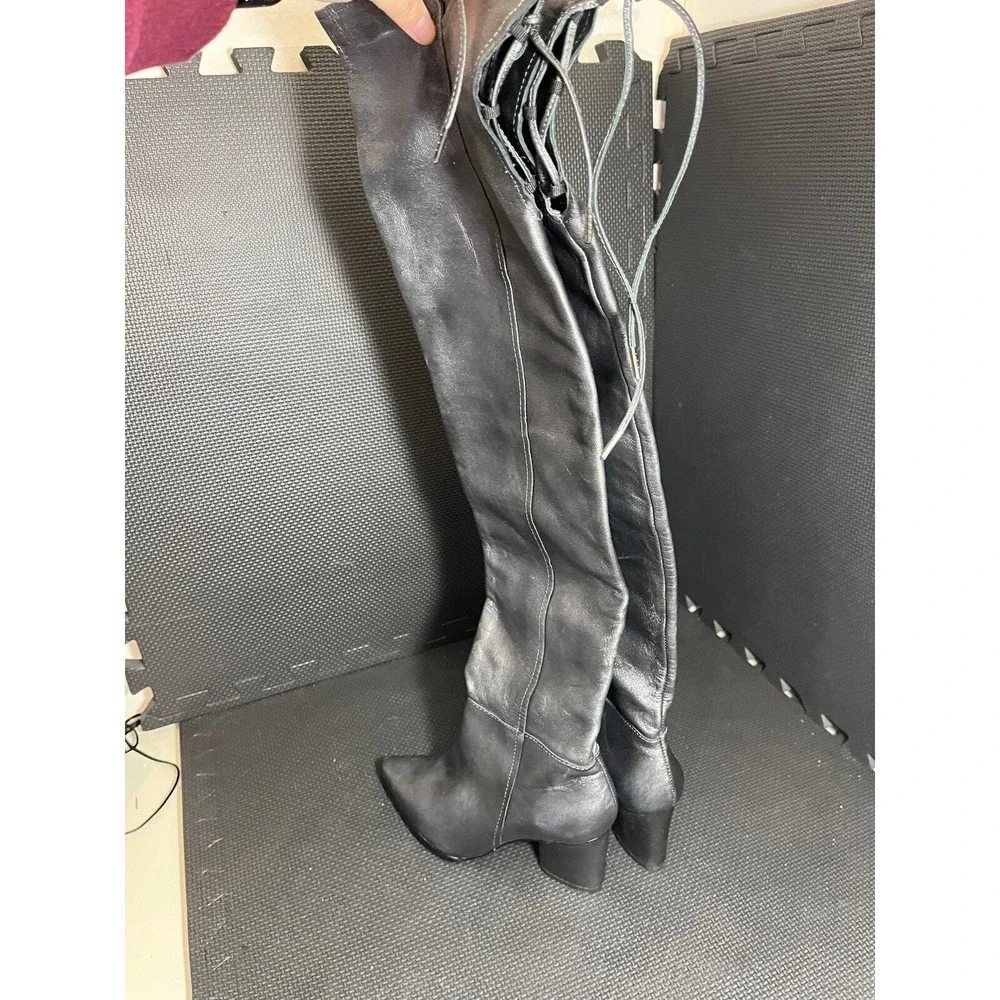 Donald Pliner Leore Boots Women 6M Silver Metallic‎ Leather Over The Knee Block